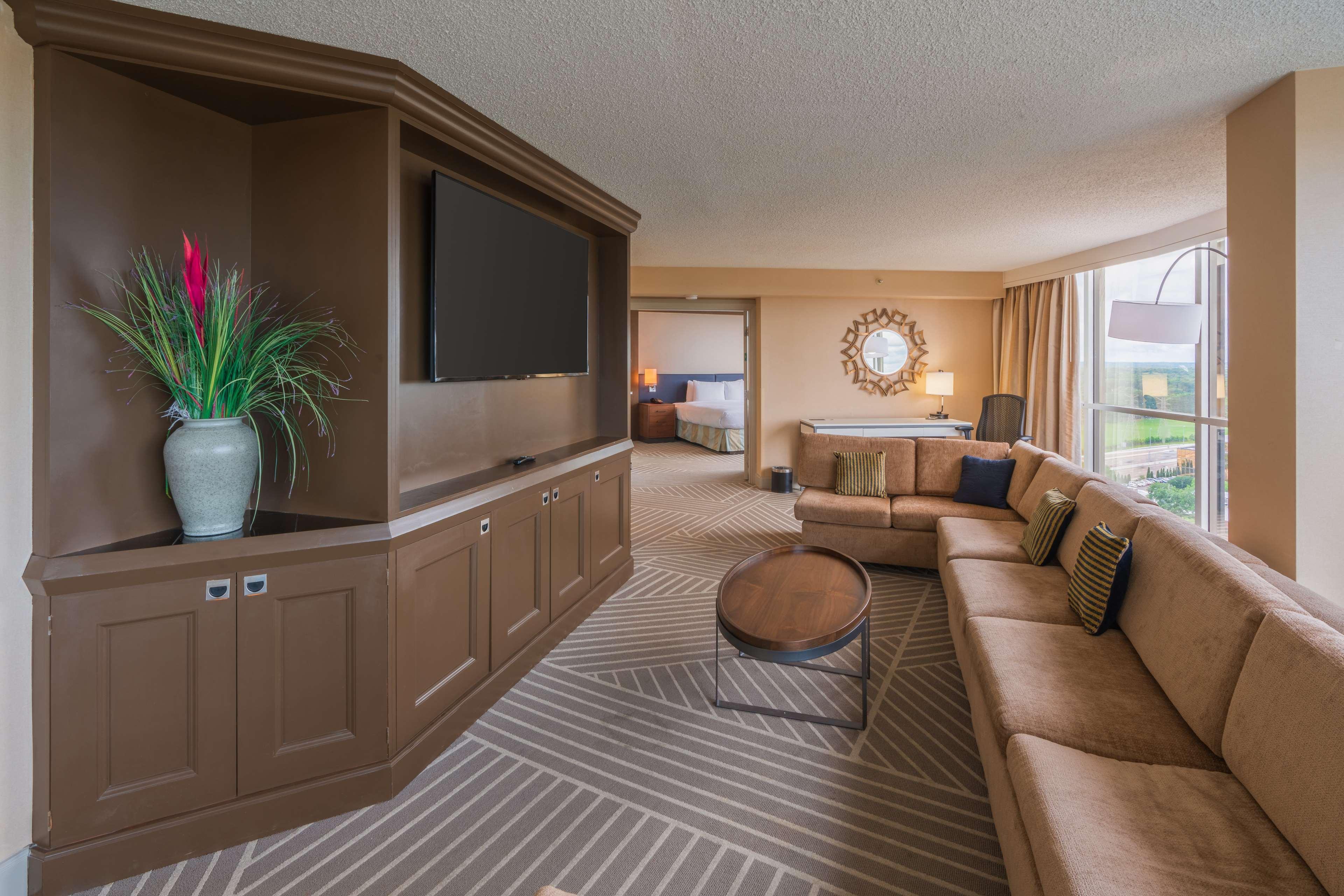 Отель Hilton Мемфис Экстерьер фото