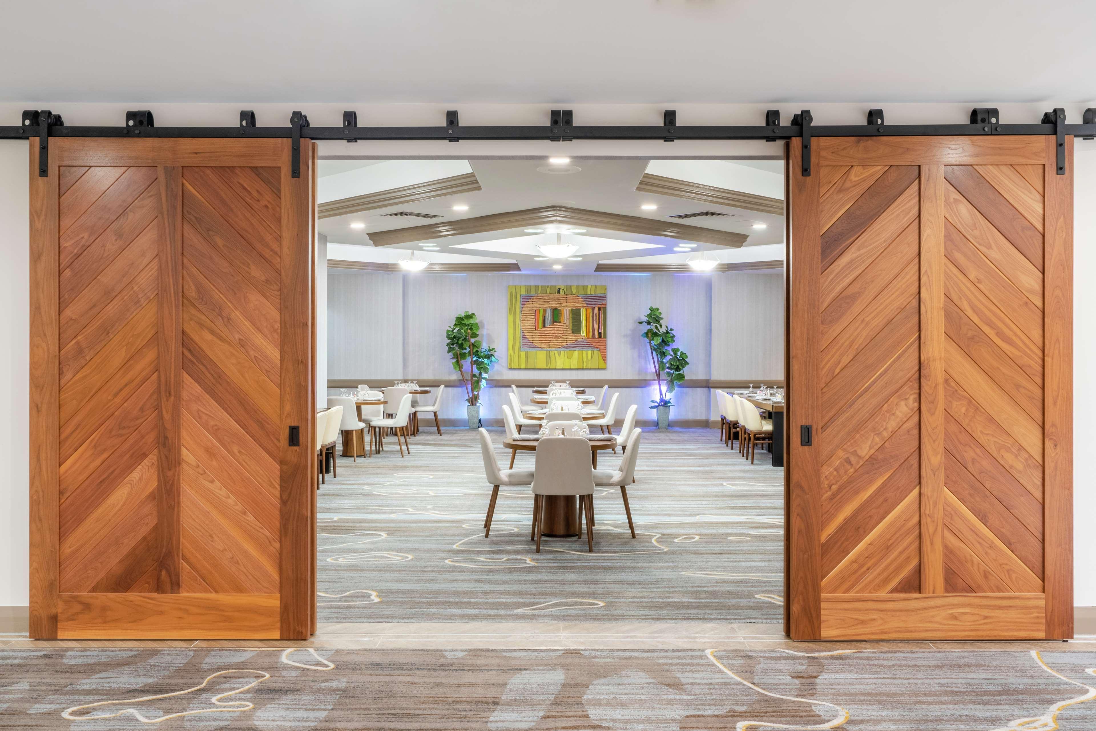 Отель Hilton Мемфис Экстерьер фото
