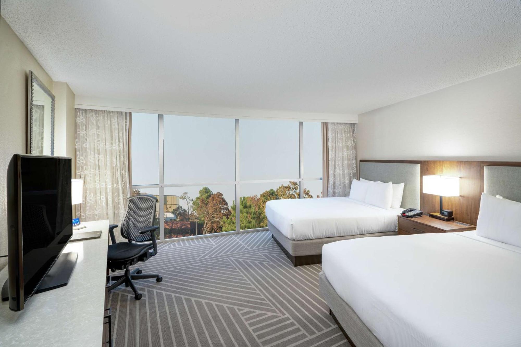 Отель Hilton Мемфис Экстерьер фото